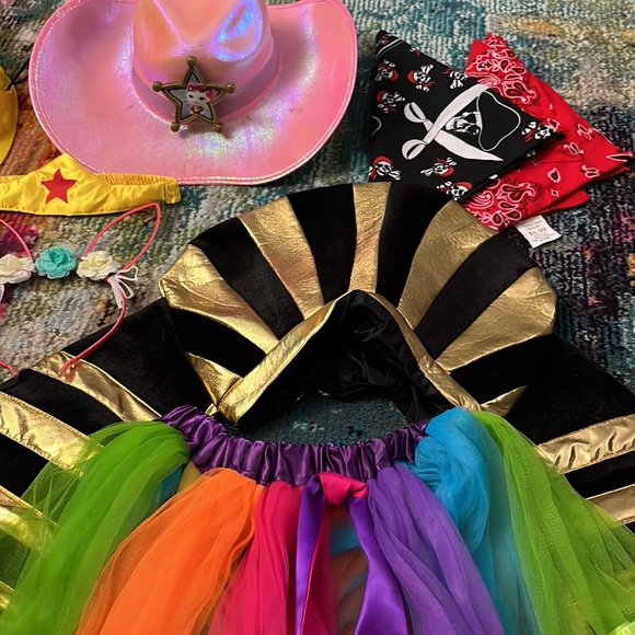 Kids Dress Up Bundle - Picture 4 of 4